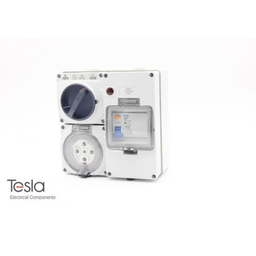 Tesla RCD Protected 4 Pin 10A Combination Switched Outlet